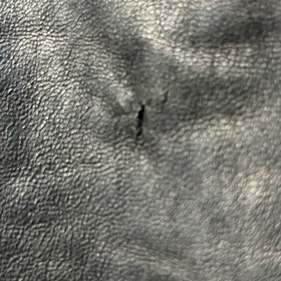 Vintage Y2K Banana Republic 100% Black Leather Flare Pants. Women's Size: 2. - Picture 8 of 14